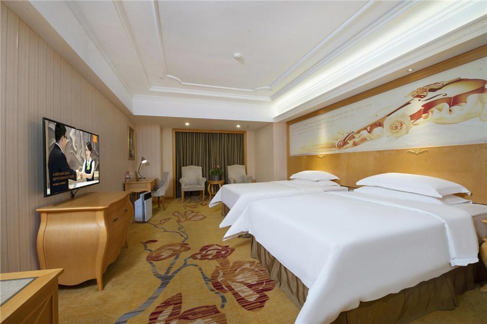 Vienna Hotel Zhengzhou Zhongyuan Futa Exterior foto